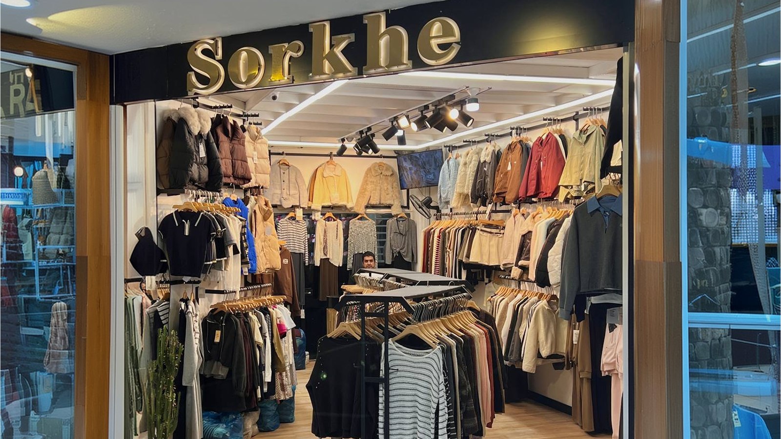 Sorkhe_shop1